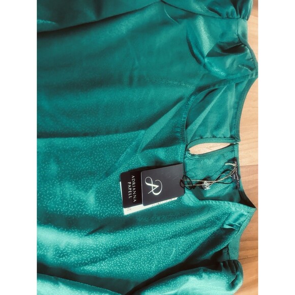 Adrianna Papell Women’s Top Med Shiny & Bright Emerald Long Sleeve Ruffle Cuff - Picture 2 of 14